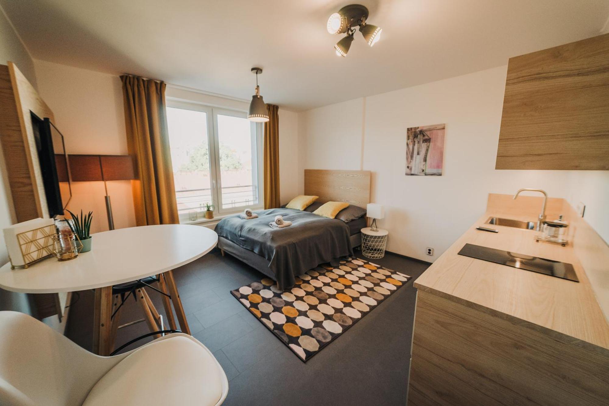 Citybeat Apartments, 400M From The Square Plzeň Exterior foto