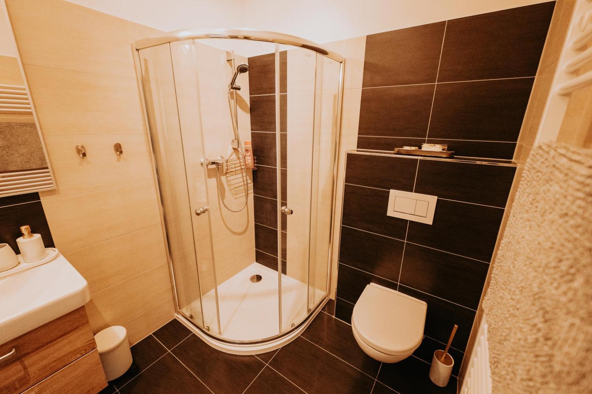 Citybeat Apartments, 400M From The Square Plzeň Exterior foto